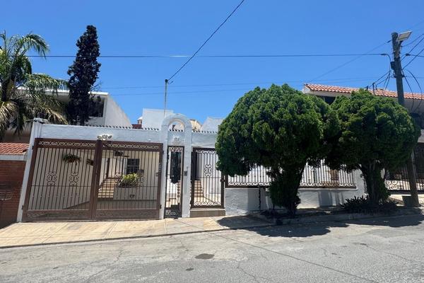 Foto de inmueble en Lomas del Roble, Col. Lomas del Roble C.P. 66450, San Nicolás de los Garza