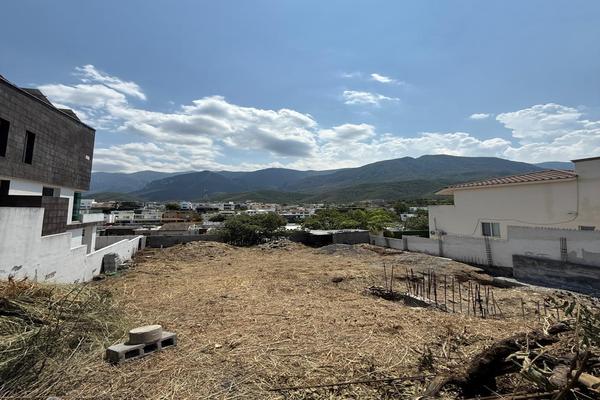 Foto de inmueble en Lomas del Sur, Col. Sierra Alta 6 Sector C.P. 64989, Monterrey