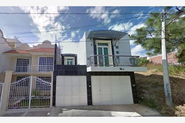 Foto de inmueble en  , Col. Lomas Del Valle C.P. 60110, Uruapan