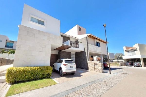 Foto de inmueble en Lomas la Vista, Col. La Purísima C.P. 76146, Querétaro