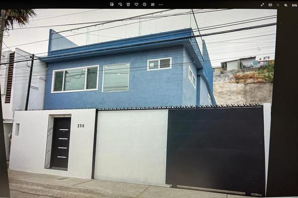 Foto de inmueble en LOMAS, Col. Lomas Conjunto Residencial C.P. 22116, Tijuana