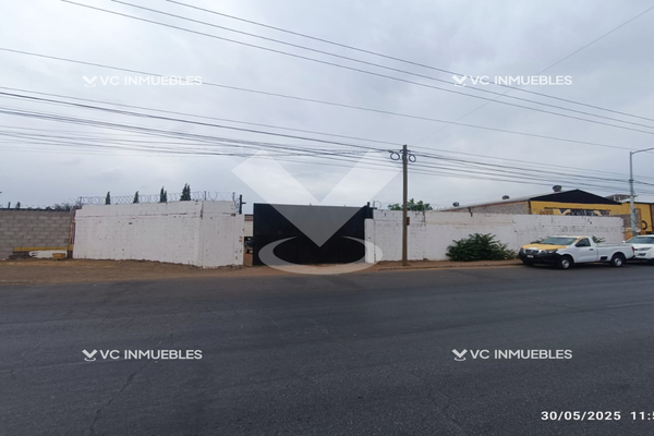 Foto de inmueble en Lombardo Toledano, Col. Quintas Juan Pablo II C.P. 31384, Chihuahua