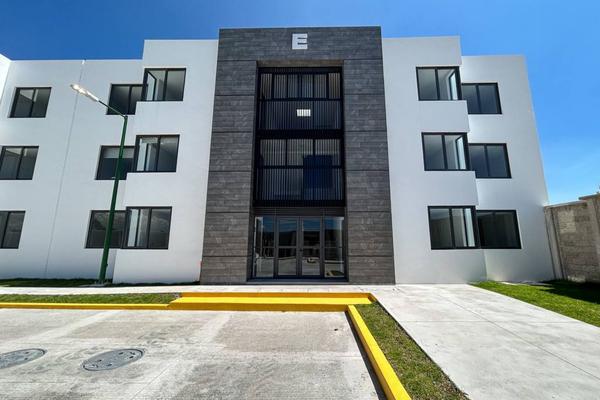 Foto de inmueble en Lombardo toledano, Col. Villas de San Mateo C.P. 50220, Toluca