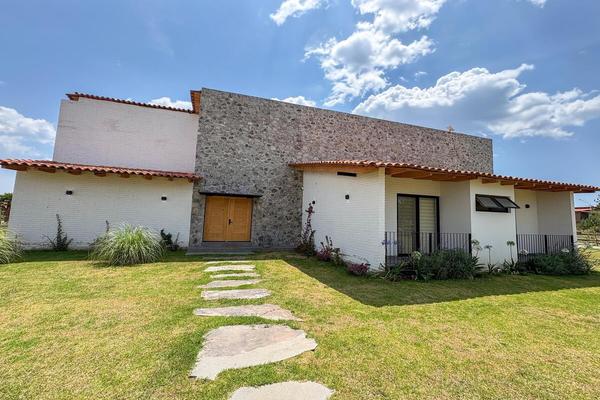 Foto de inmueble en Los adobes, Col. Tapalpa C.P. 49340, Tapalpa