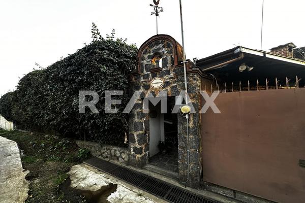 Foto de inmueble en Los Amates, Col. Tetela del Monte C.P. 62130, Cuernavaca