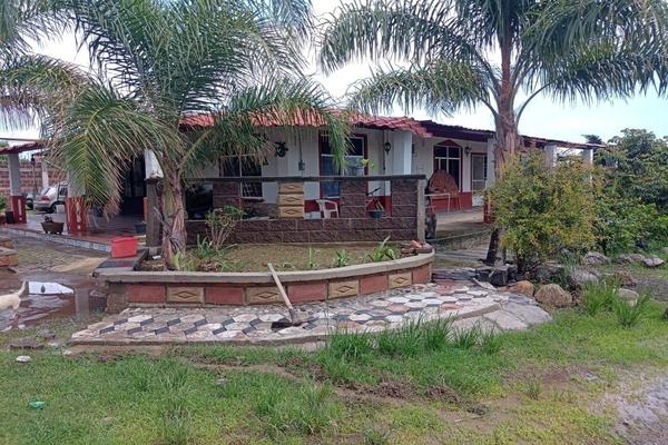 Foto de inmueble en  , Col. Los Amates C.P. 62824, Yecapixtla