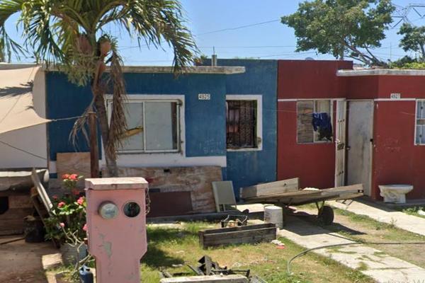 Foto de inmueble en  , Col. Los Ángeles (Santa Fe) C.P. 82150, Mazatlán