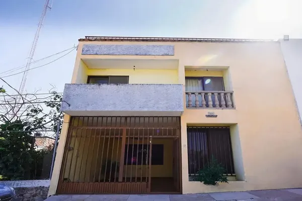 Foto de inmueble en  , Col. Los Chirlitos C.P. 47470, Lagos de Moreno