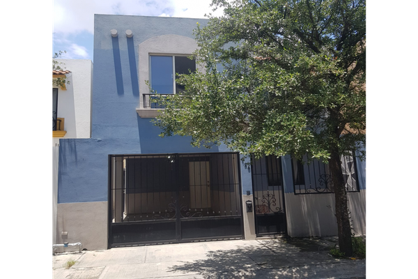Foto de inmueble en  , Col. Los Faisanes Sector el Dorado C.P. 67169, Guadalupe