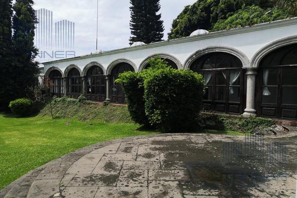Foto de inmueble en  , Col. Los Limoneros C.P. 62304, Cuernavaca