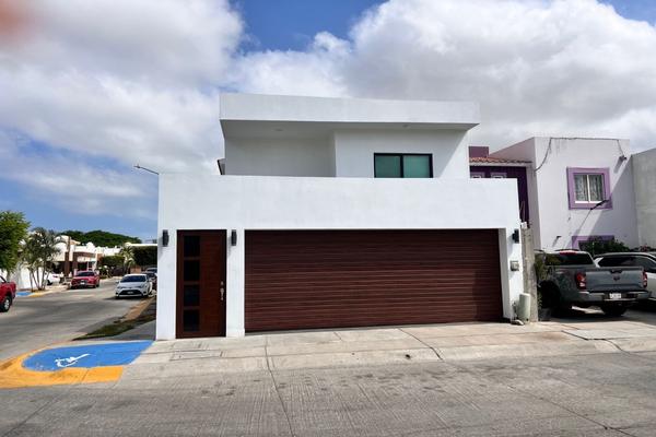Foto de inmueble en  , Col. Los Mangos I C.P. 82128, Mazatlán