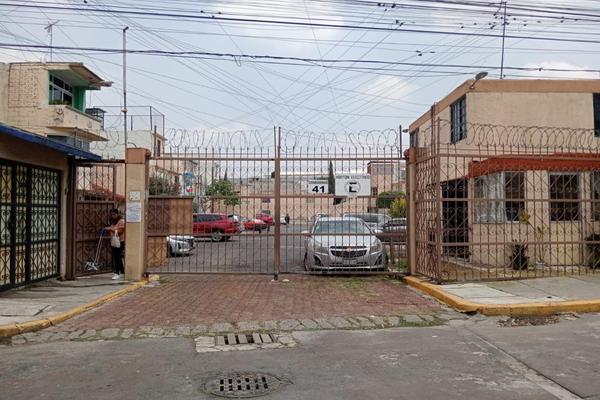 Foto de inmueble en  , Col. Los Mirasoles C.P. 09910, Iztapalapa