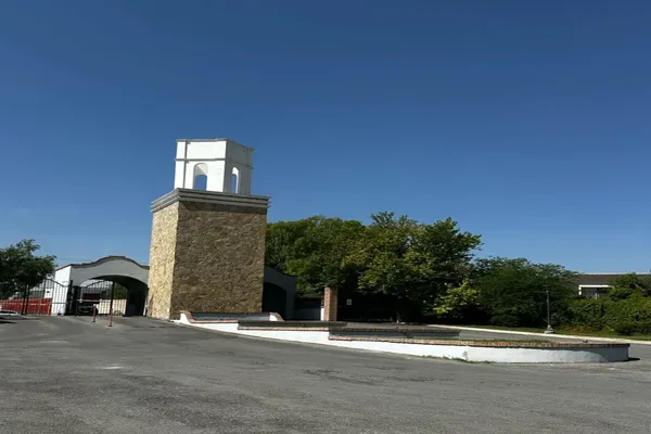 Foto de inmueble en  , Col. Los Molinos C.P. 25298, Saltillo
