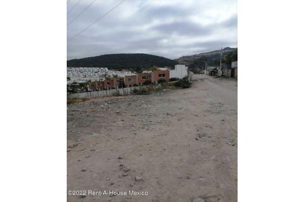 Foto de inmueble en , Col. Los Olvera C.P. 76904, Corregidora