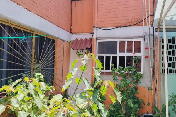 Foto de inmueble en  , Col. Los Reyes Ixtacala 1ra. Sección C.P. 54090, Tlalnepantla de Baz