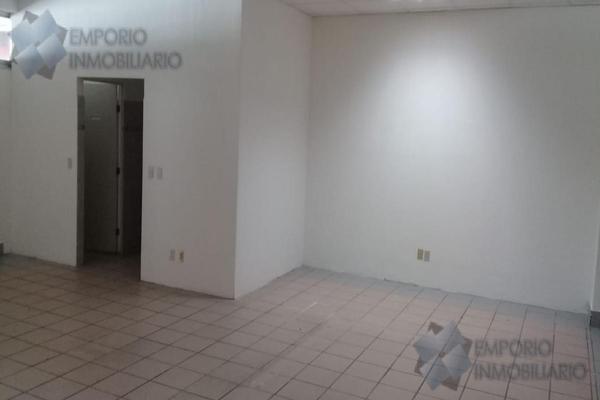 Foto de inmueble en  , Col. Los Robles C.P. 45134, Zapopan