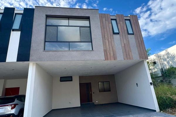 Foto de inmueble en Los Rodriguez, Col. Los Rodriguez C.P. 67300, Santiago