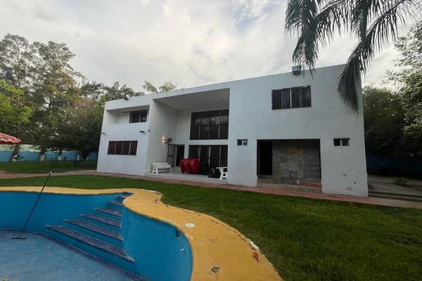 Foto de inmueble en , Col. Los Rodriguez C.P. 67300, Santiago