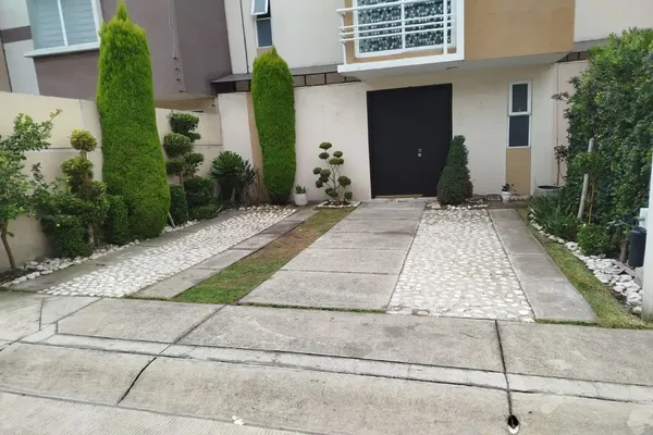 Foto de inmueble en LOS SANTOS REYES, Col. Misiones de Santa Esperanza C.P. 50227, Toluca