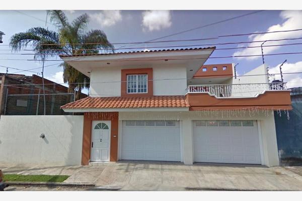 Foto de inmueble en los sauces #0, Col. Miraflores C.P. 60160, Uruapan