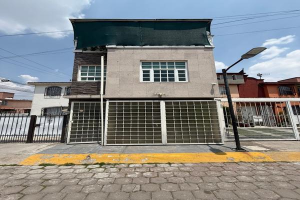 Foto de inmueble en  , Col. Los Sauces I C.P. 50210, Toluca