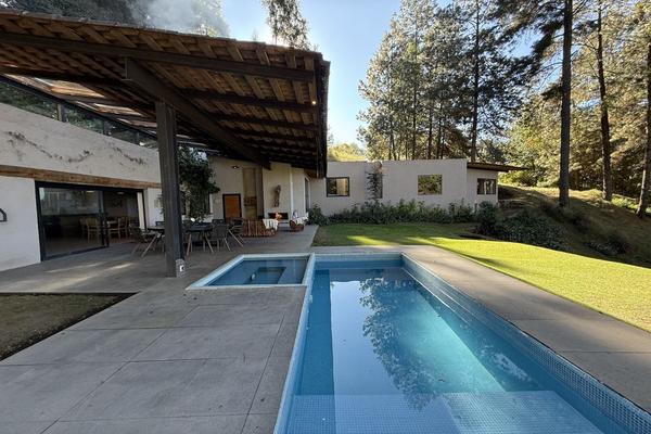 Foto de inmueble en Los Saúcos, Col. Los Saúcos C.P. 51200, Valle de Bravo