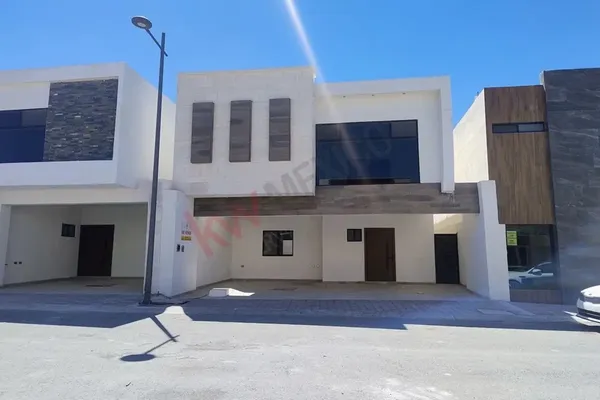 Foto de inmueble en  , Col. Los Valdez C.P. 25209, Saltillo