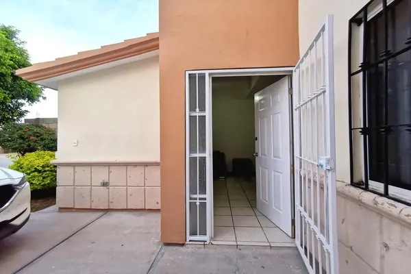 Foto de inmueble en  , Col. Los Viñedos C.P. 27023, Torreón