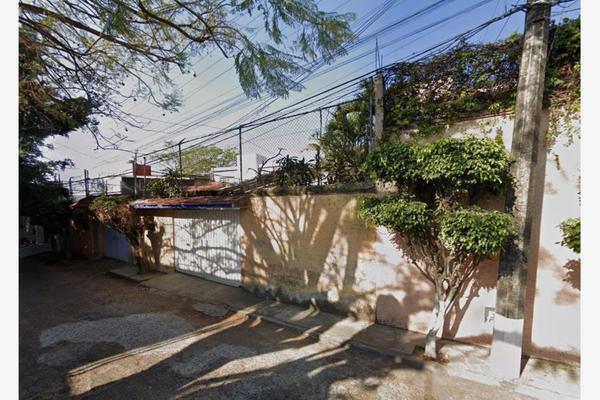 Foto de inmueble en  , Col. Los Volcanes C.P. 62350, Cuernavaca