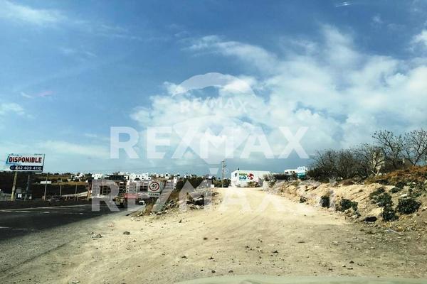 Foto de inmueble en LOTE 98 MZNA24 2DA ETAPA FASE B, Col. Real de Juriquilla C.P. 76226, Querétaro