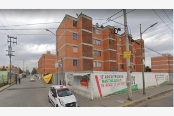 Foto de inmueble en LT 57 MZ ALT 3 HOGARES CASTERAS TULTITLAN EDO MEX. L142 #57, Col. Hogares de Castera C.P. 54920, Tultitlán