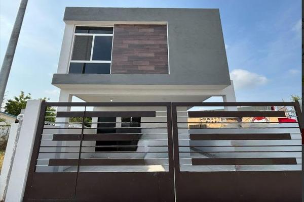 Foto de inmueble en  , Col. Luis Donaldo Colosio C.P. 89358, Tampico