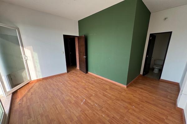 Foto de inmueble en Luz Maria #WHI305962, Col. Luz María C.P. 76904, Corregidora