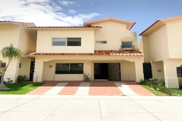 Foto de inmueble en Madeira #17, Col. Residencial Alta California C.P. 45650, Tlajomulco de Zúñiga