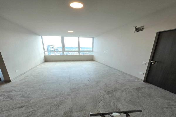 Foto de inmueble en Madero, Col. Monterrey Centro C.P. 64000, Monterrey