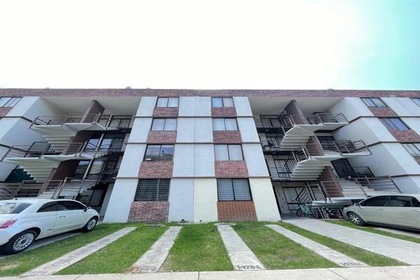 Foto de inmueble en Madrid, Col. Coyula C.P. 45410, Tonalá