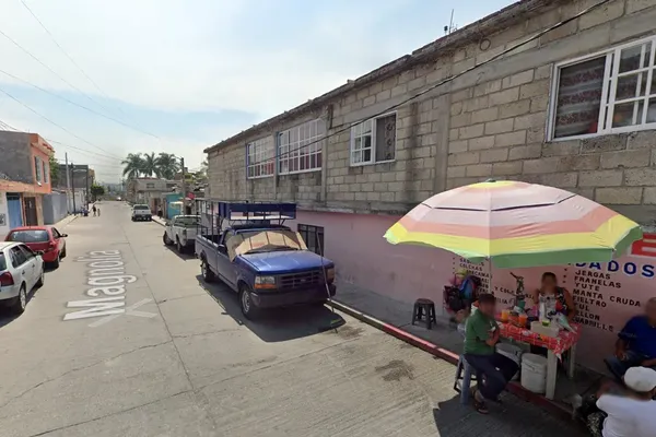 Foto de inmueble en MAGNOLIA #120, Col. Lomas del Carril C.P. 62583, Temixco