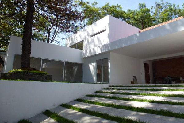 Foto de inmueble en  , Col. Manantiales C.P. 62450, Cuernavaca