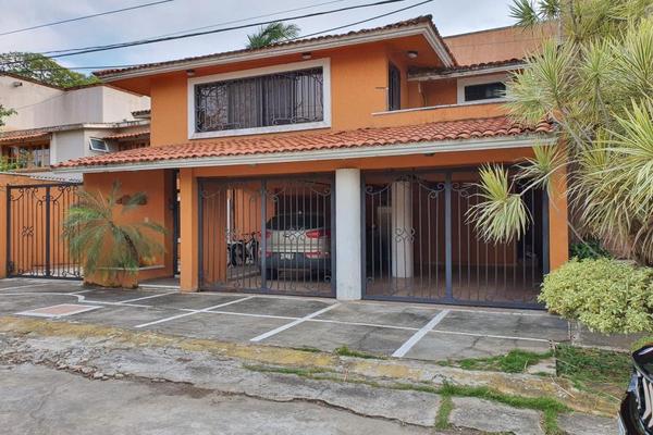 Foto de inmueble en Mangos #46, Col. Framboyanes C.P. 86020, Centro