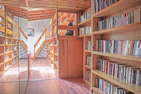 Foto de inmueble en Mantua, Col. Residencial Acoxpa C.P. 14300, Tlalpan