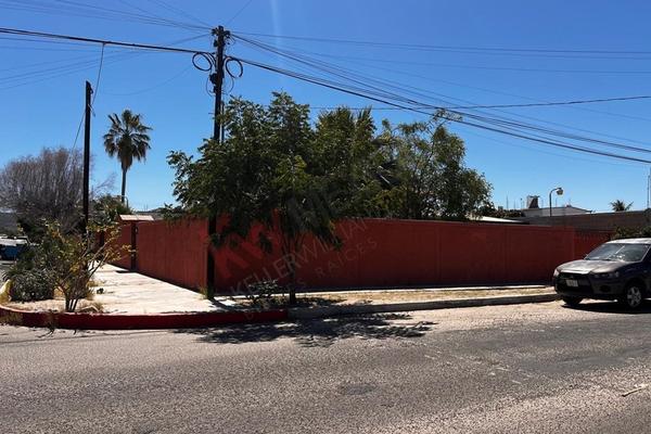 Foto de inmueble en Manuel Encinas #1115, Col. Zona Central C.P. 23000, La Paz