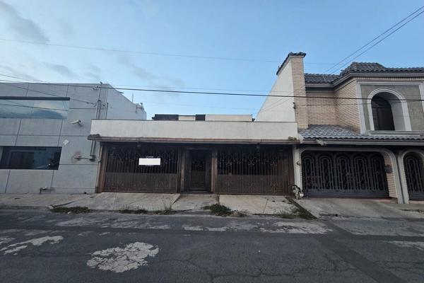 Foto de inmueble en Manuel M ponce, Col. Lomas del Roble C.P. 66450, San Nicolás de los Garza