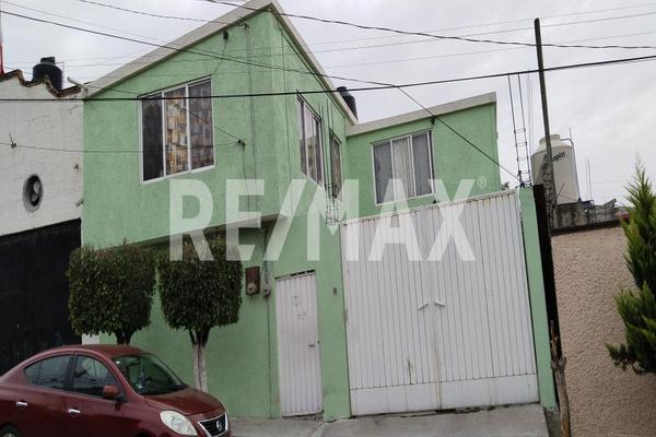 Foto de inmueble en Manzana 025, Mirador de Santa Rosa, Col. Capula C.P. 54603, Tepotzotlán