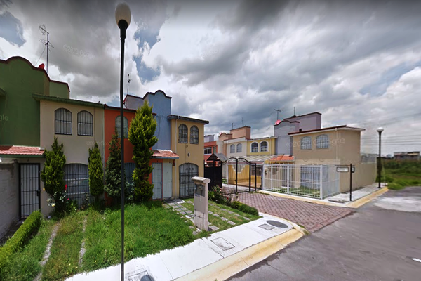 Foto de inmueble en MANZANA 29, Col. Los Sauces I C.P. 50210, Toluca
