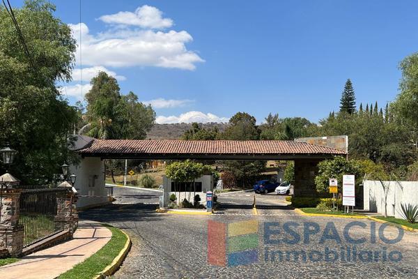 Foto de inmueble en MANZANA 5 LOTE #8, Col. Lomas de Tejeda ing. C.P. 45640, Tlajomulco de Zúñiga