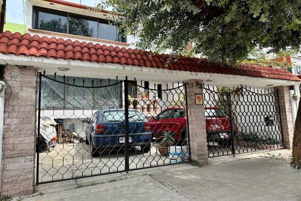Foto de inmueble en Mar Arábigo  #33, Col. Lomas Lindas I Sección C.P. 52947, Atizapán de Zaragoza