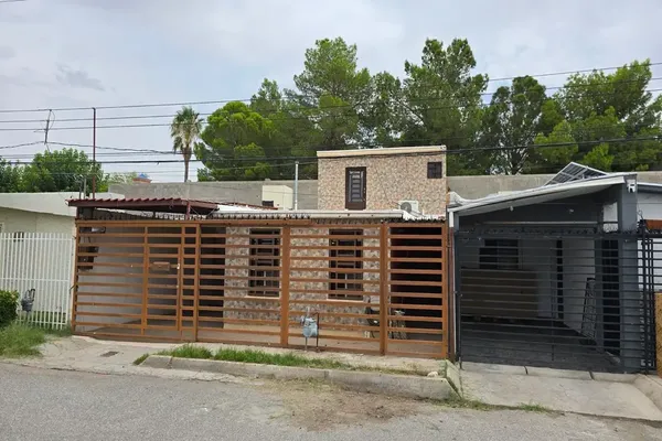 Foto de inmueble en MAR DEL SUR #1648, Col. Fuentes del Valle C.P. 32500, Juárez