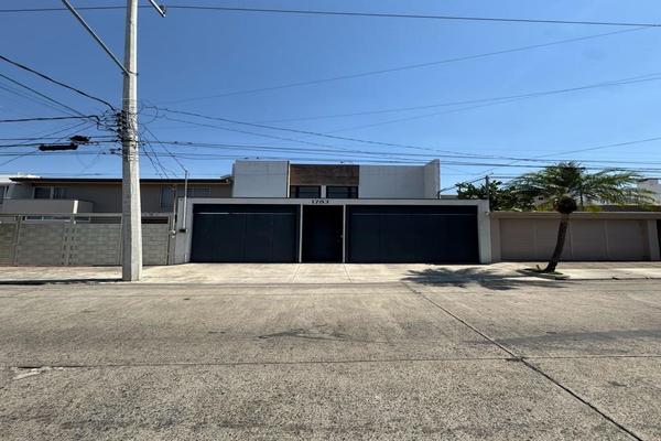 Foto de inmueble en Mar Rojo, Col. Chapultepec Country C.P. 44620, Guadalajara