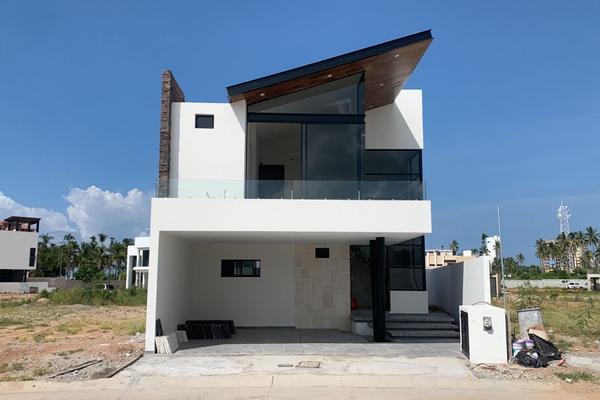 Foto de inmueble en Maralto Residencial, Col. Marina Kelly C.P. 82112, Mazatlán