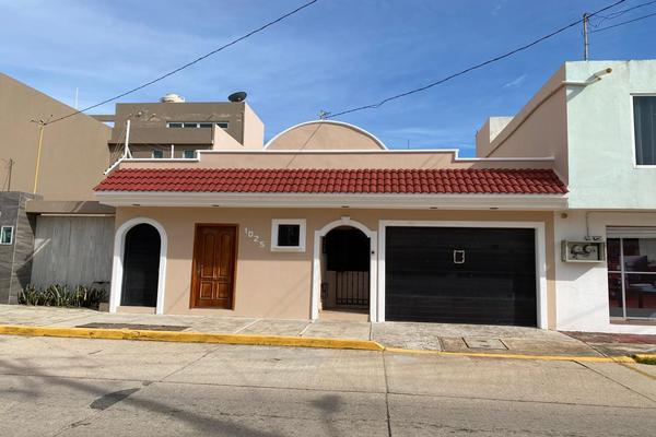 Foto de inmueble en  , Col. Maria de La Piedad C.P. 96410, Coatzacoalcos